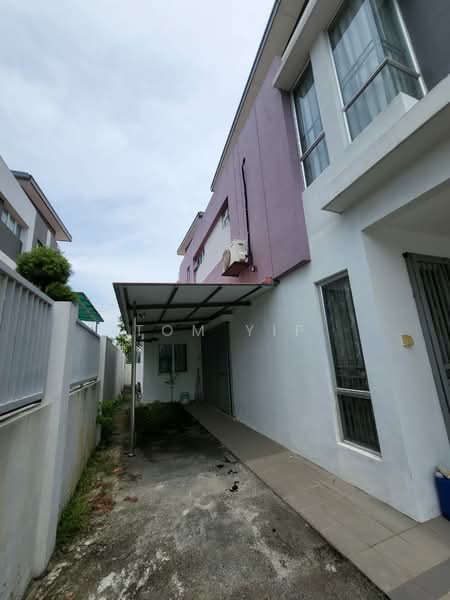 2-storey Terraced House for Sale in Bandar Tasik Puteri (Rawang) - Tom Yip - Exterior - PropertyGuru.com.my