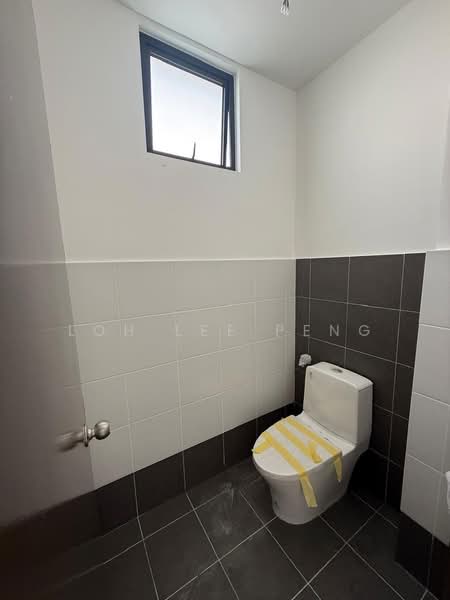 Shop / Office for Rent in Taman Kota Masai (Pasir Gudang) - Cora Loh - PropertyGuru.com.my
