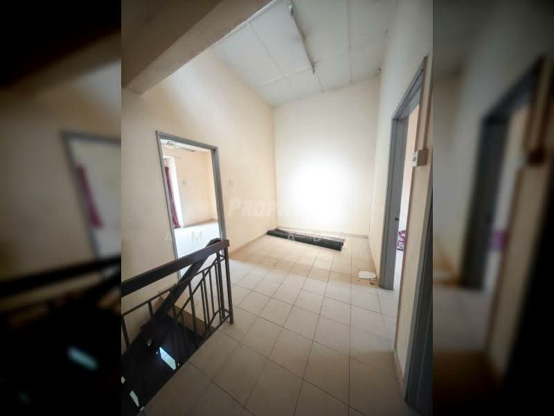 2-storey Terraced House for Sale in Bangi (Selangor) - Amir Abas - Corridor - PropertyGuru.com.my