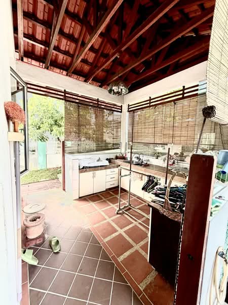 Rumah Berkembar untuk Dijual di Saujana Villa (Kajang) - Dennix Chin - Exterior - PropertyGuru.com.my
