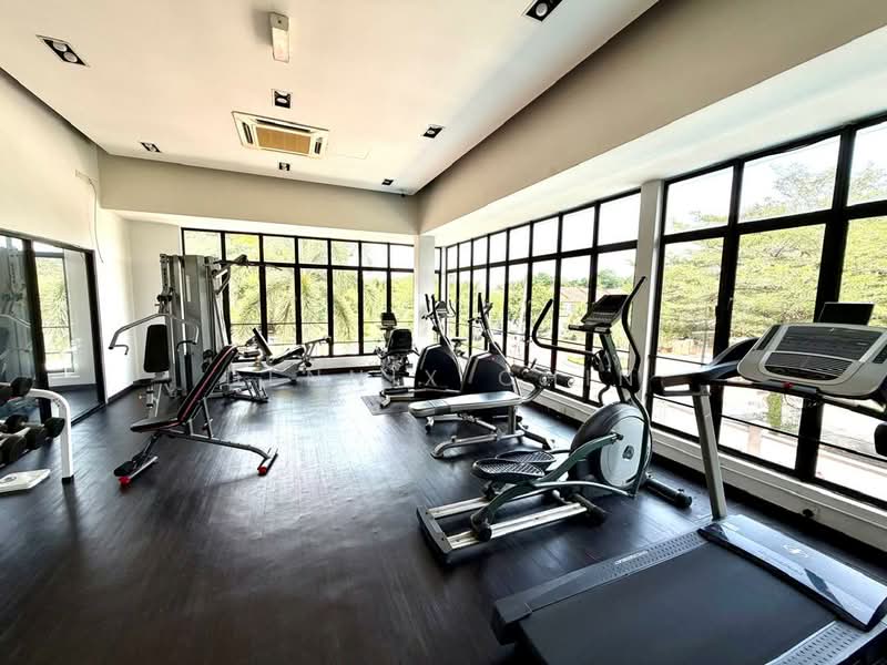 Rumah Berkembar untuk Dijual di Saujana Villa (Kajang) - Dennix Chin - Gym - PropertyGuru.com.my