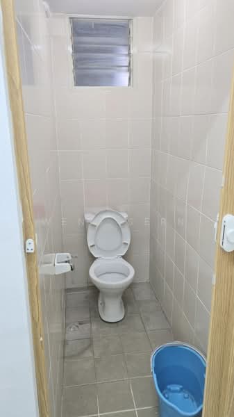 Apartment for Rent at Taman Bukit Erskine - Weng Sern - Bathroom - PropertyGuru.com.my