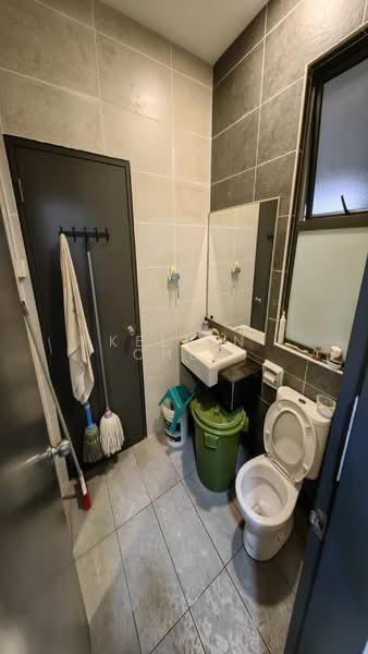 Rumah Teres 2 Tingkat untuk Dijual di Johor Bahru (Johor) - Kelvin Chee - Bathroom - PropertyGuru.com.my