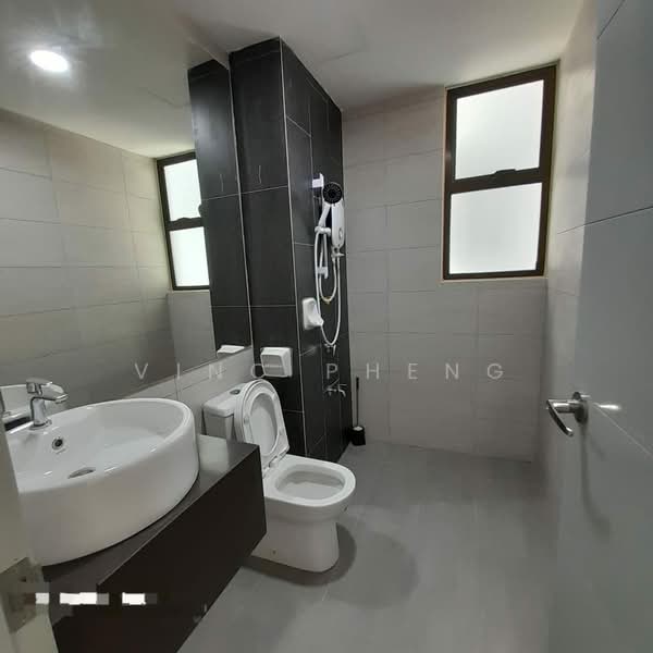 Kondominium untuk Disewa di Admiral Residences - Vinc Pheng - Bathroom - PropertyGuru.com.my