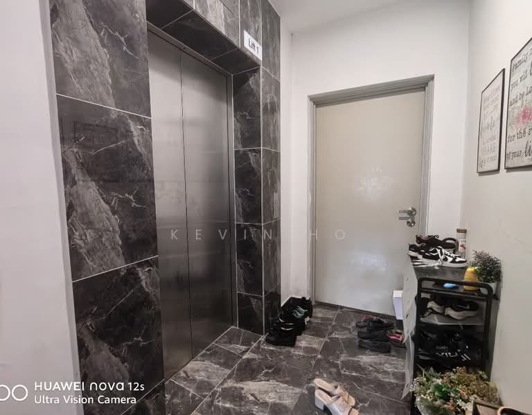 Service Residence for Sale at D'Summit Residences - Kevin Ho - Corridor - PropertyGuru.com.my