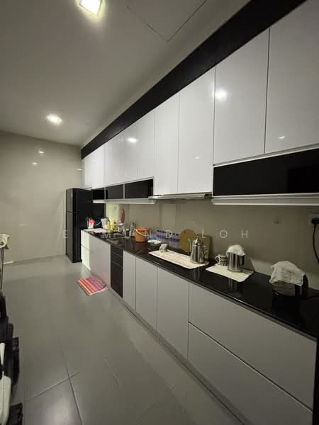 Condominium for Sale at KSL D'Esplanade Residence - Edmund Loh - Kitchen - PropertyGuru.com.my