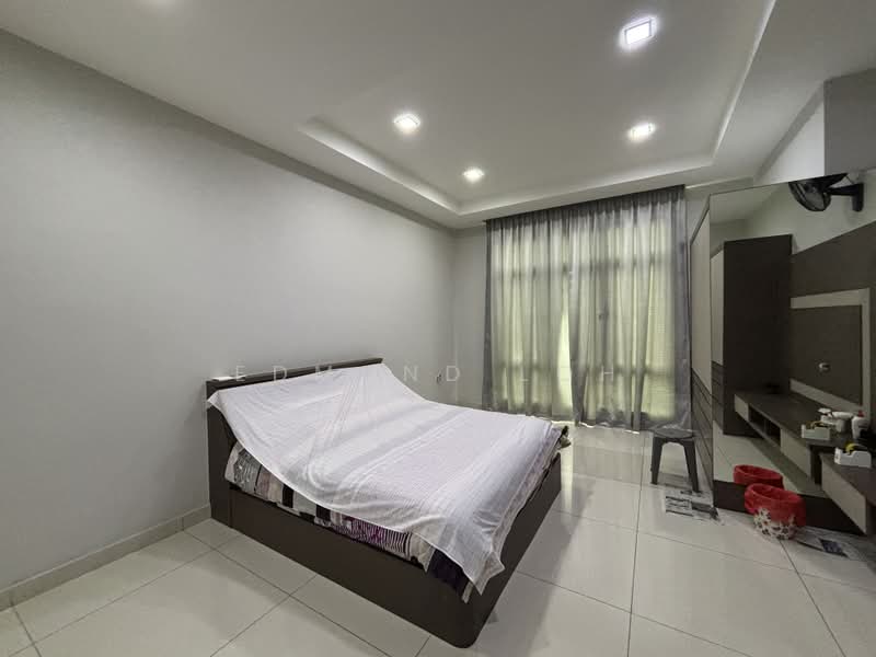 Condominium for Sale at KSL D'Esplanade Residence - Edmund Loh - Bedroom - PropertyGuru.com.my