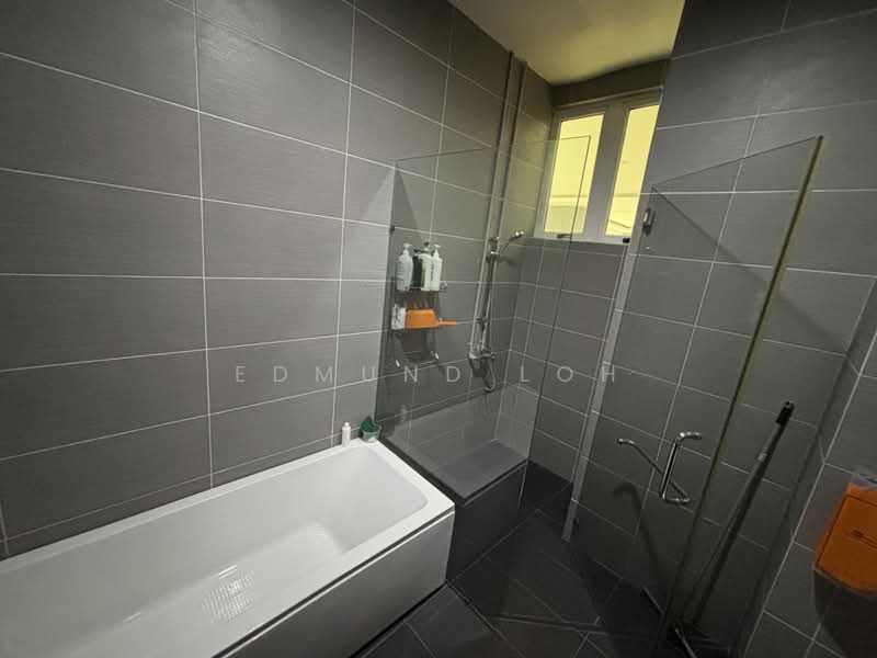 Condominium for Sale at KSL D'Esplanade Residence - Edmund Loh - Bathroom - PropertyGuru.com.my