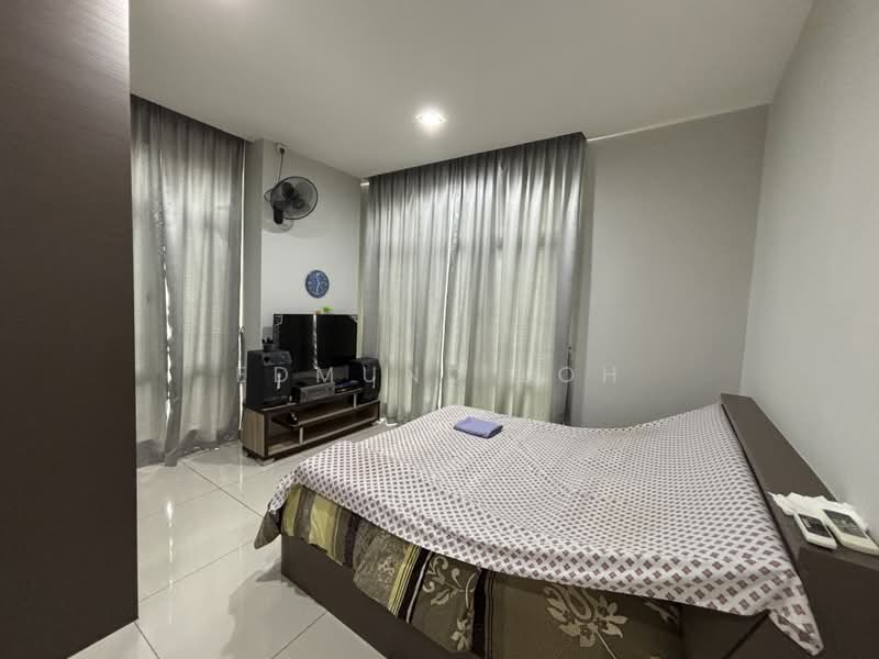Condominium for Sale at KSL D'Esplanade Residence - Edmund Loh - Bedroom - PropertyGuru.com.my