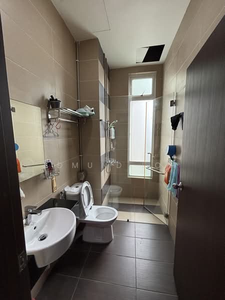 Condominium for Sale at KSL D'Esplanade Residence - Edmund Loh - Bathroom - PropertyGuru.com.my