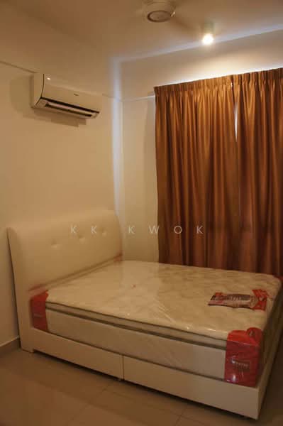 Service Residence for Sale at Summerton - KK Kwok - Bedroom - PropertyGuru.com.my