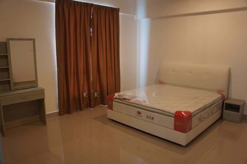 Service Residence for Sale at Summerton - KK Kwok - Bedroom - PropertyGuru.com.my