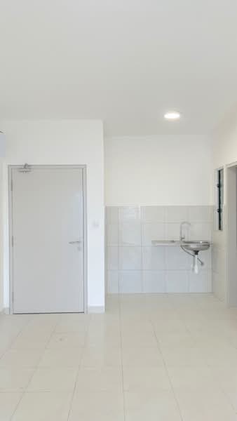 Pangsapuri untuk Disewa di Residensi Riamas - Xin Nee - Kitchen - PropertyGuru.com.my