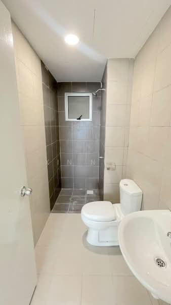 Pangsapuri untuk Disewa di Residensi Riamas - Xin Nee - Bathroom - PropertyGuru.com.my