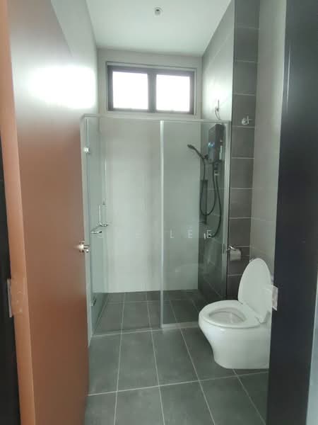 Link Bungalow for Sale in Taman Daya (Johor Bahru) - Sze Lee - Bathroom - PropertyGuru.com.my