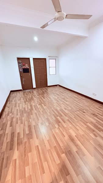Rumah Teres 2 Tingkat untuk Dijual di Usj 22 (Subang Jaya) - Joshua Ling - PropertyGuru.com.my