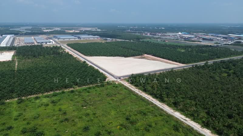 Industrial Land for Sale in Pulau Carey (Carey Island) (Selangor) - Heylen Kwang - Exterior - PropertyGuru.com.my