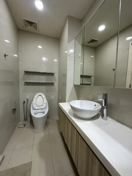 Kondominium untuk Disewa di Sixceylon - Kimmin Low - Bathroom - PropertyGuru.com.my