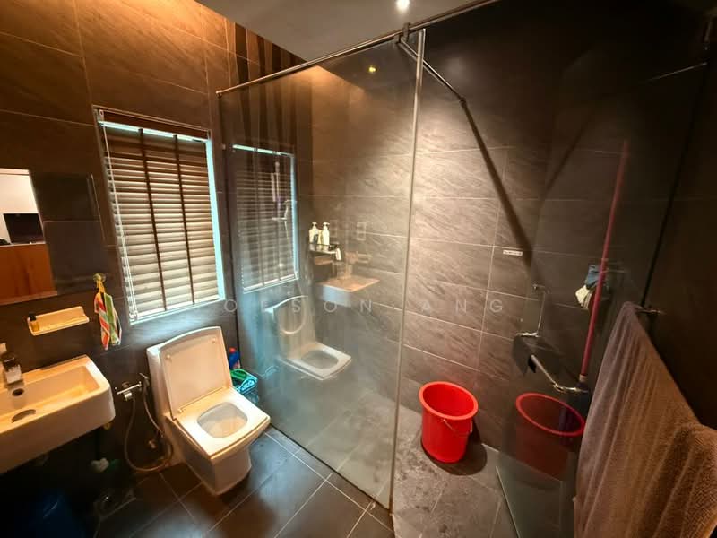 Rumah Berkembar untuk Dijual di Taman Bukit Prima (Cheras) - joeson ang - Bathroom - PropertyGuru.com.my