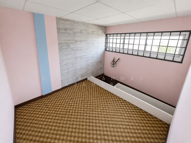 1.5-storey Terraced House for Sale in Bandar Baru Senawang (Senawang) - Naufal Ahmad Azahari - PropertyGuru.com.my
