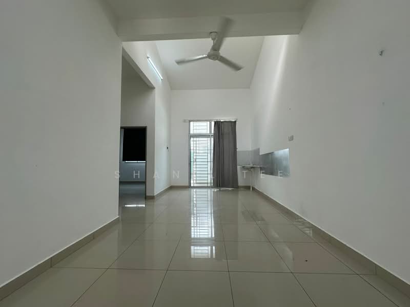 1-storey Terraced House for Sale in Kluang (Johor) - Shanel Tee - Interior - PropertyGuru.com.my