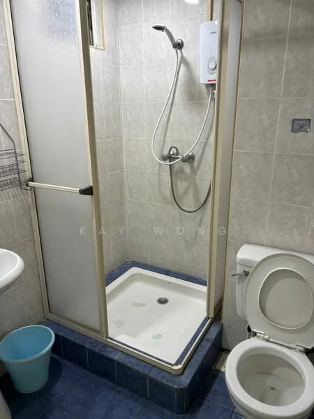 Condominium for Rent at Gold Coast Resort Condominium - Kay Wong - Bathroom - PropertyGuru.com.my