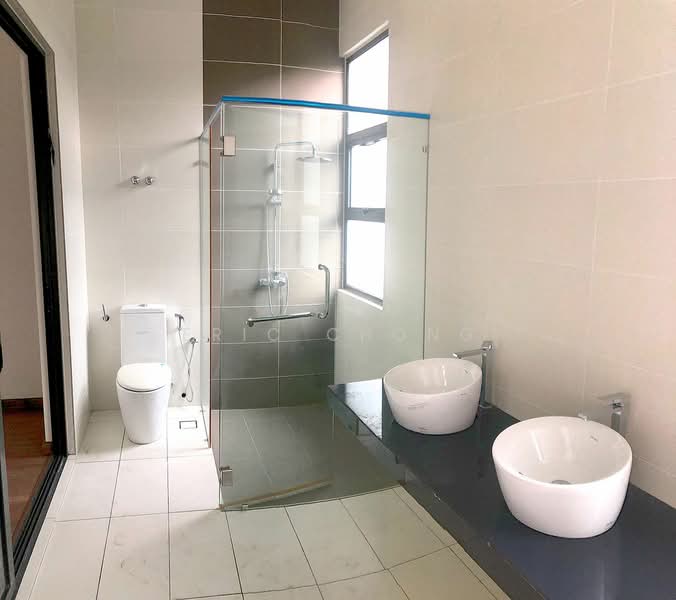 Semi-Detached House for Sale in Diamond City (Semenyih) - Eric Chong - Bathroom - PropertyGuru.com.my