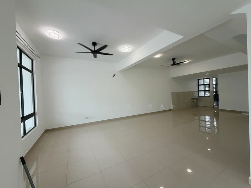 2-storey Terraced House for Rent in Johor Bahru (Johor) - Winson Yap - Living Room - PropertyGuru.com.my