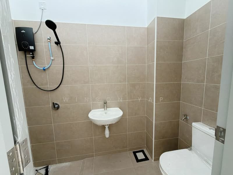 2-storey Terraced House for Rent in Johor Bahru (Johor) - Winson Yap - Bathroom - PropertyGuru.com.my