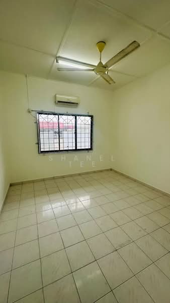 1.5-storey Terraced House for Sale in Taman Lian Seng (Kluang) - Shanel Tee - Interior - PropertyGuru.com.my