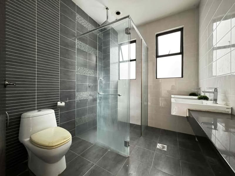 2-storey Terraced House for Sale in Alam Impian (Shah Alam) - Jayden Lee - Bathroom - PropertyGuru.com.my