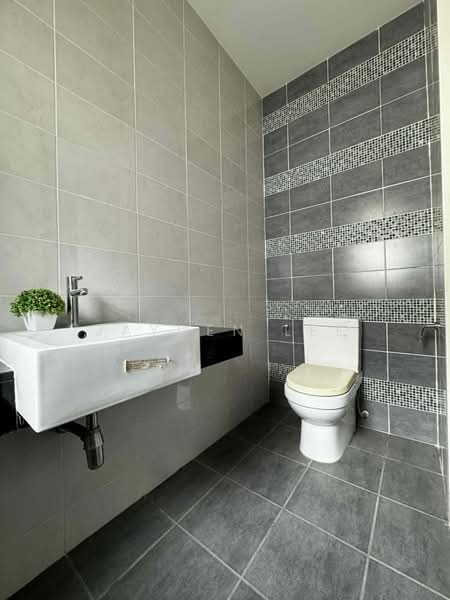 2-storey Terraced House for Sale in Alam Impian (Shah Alam) - Jayden Lee - Bathroom - PropertyGuru.com.my