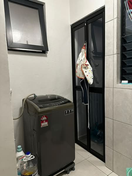 Pangsapuri untuk Disewa di Seruni Residence - Kew . - PropertyGuru.com.my