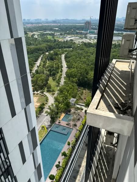 Servis Apartment untuk Disewa di Centrus Soho - William Chin - View - PropertyGuru.com.my