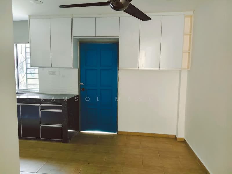 Rumah Teres 2 Tingkat untuk Dijual di Bandar Baru Puncak Alam (Puncak Alam) - Kamsol Mascuri - Kitchen - PropertyGuru.com.my