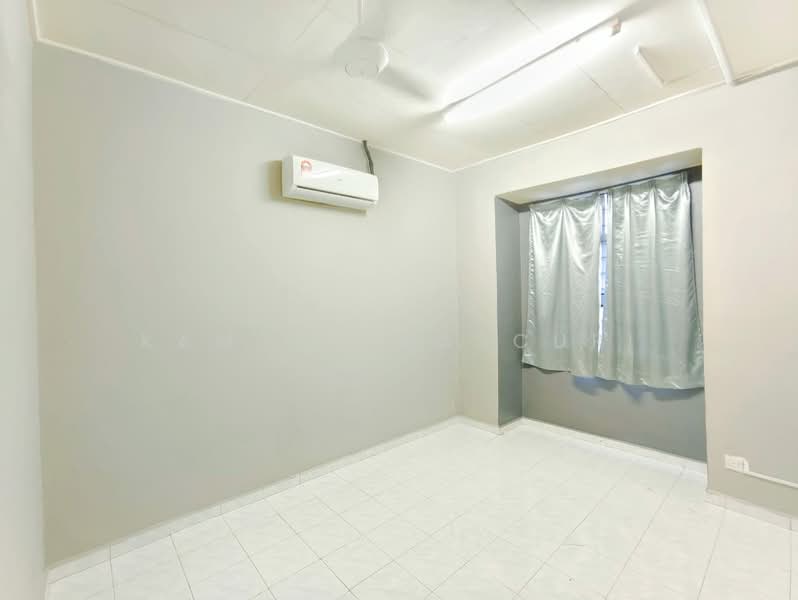 Rumah Teres 2 Tingkat untuk Dijual di Bandar Baru Puncak Alam (Puncak Alam) - Kamsol Mascuri - Interior - PropertyGuru.com.my