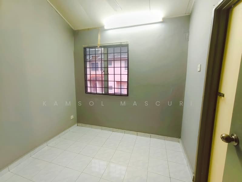 Rumah Teres 2 Tingkat untuk Dijual di Bandar Baru Puncak Alam (Puncak Alam) - Kamsol Mascuri - Interior - PropertyGuru.com.my