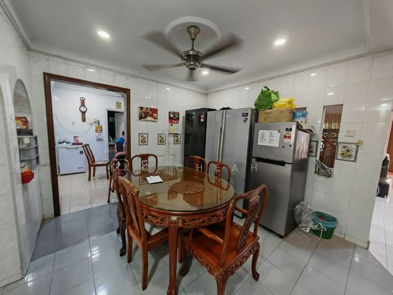 Rumah Teres 2 Tingkat untuk Dijual di Cahaya Heights (Shah Alam) - KC Cheah - Kitchen - PropertyGuru.com.my