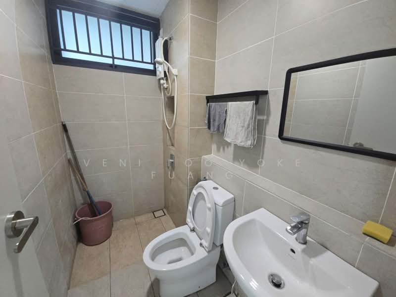 Service Residence for Sale at Setia City Residences - Veni Foo Yoke Fuang - Bathroom - PropertyGuru.com.my