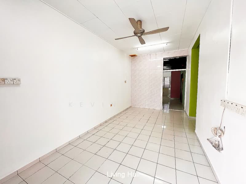 Rumah Teres 1 Tingkat untuk Dijual di Kampar (Perak) - Kevin Chai - Living Room - PropertyGuru.com.my