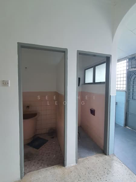 1-storey Terraced House for Sale in Taman Sungai Mas (Taiping) - See Khei Leong - Bathroom - PropertyGuru.com.my
