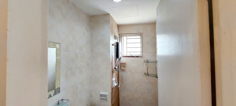 Apartment for Sale at Puteri Bayu Apartment - Joyce Hoo - Bathroom - PropertyGuru.com.my