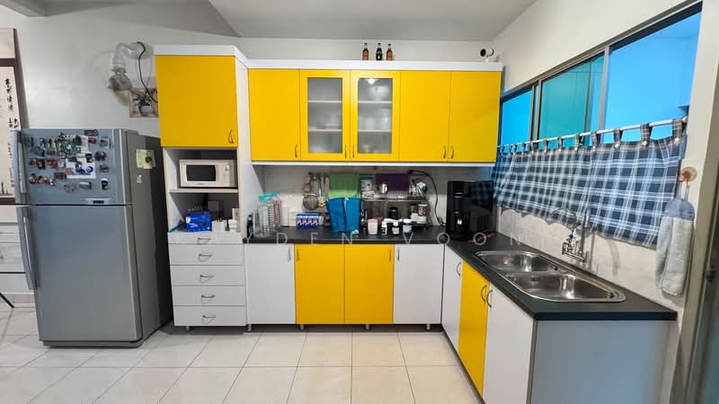1.5-storey Terraced House for Sale in Taman Gaya (Ulu Tiram) - Kayden Voon - Kitchen - PropertyGuru.com.my