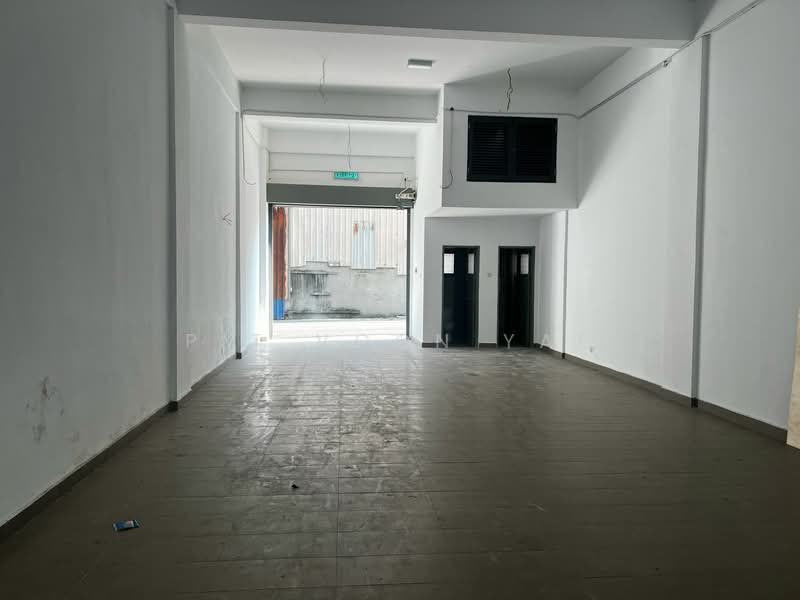 Kilang Teres untuk Dijual di Pandan Indah (Ampang) - Pit Voon Yap - Entrance - PropertyGuru.com.my