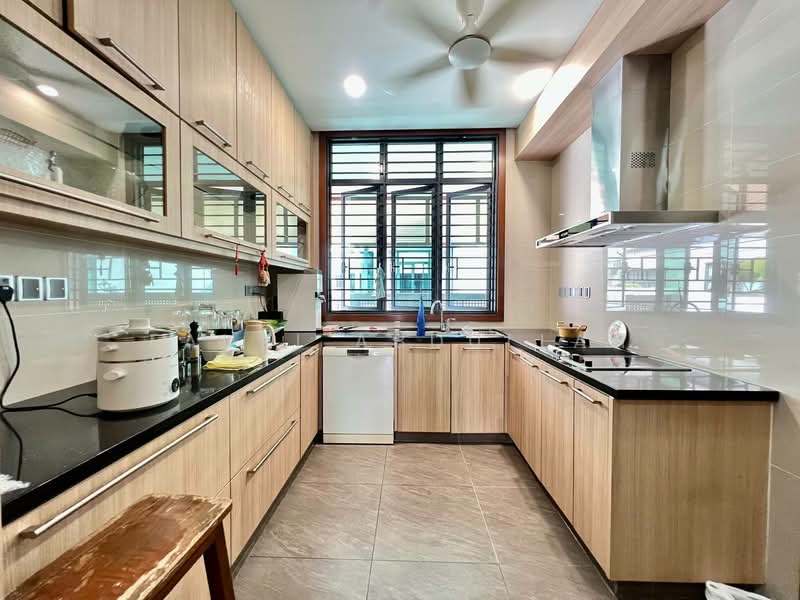 Bungalow for Sale in Bukit Jelutong (Shah Alam) - Fauzi Abdullah - PropertyGuru.com.my