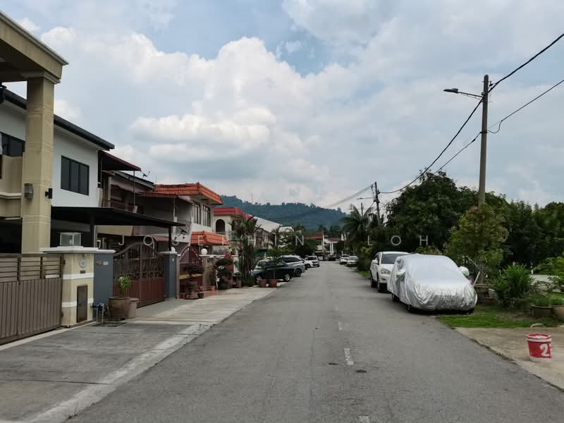 Rumah Teres 2 Tingkat untuk Dijual di Taman Putra (Ampang) - Josephine Loh - Exterior - PropertyGuru.com.my