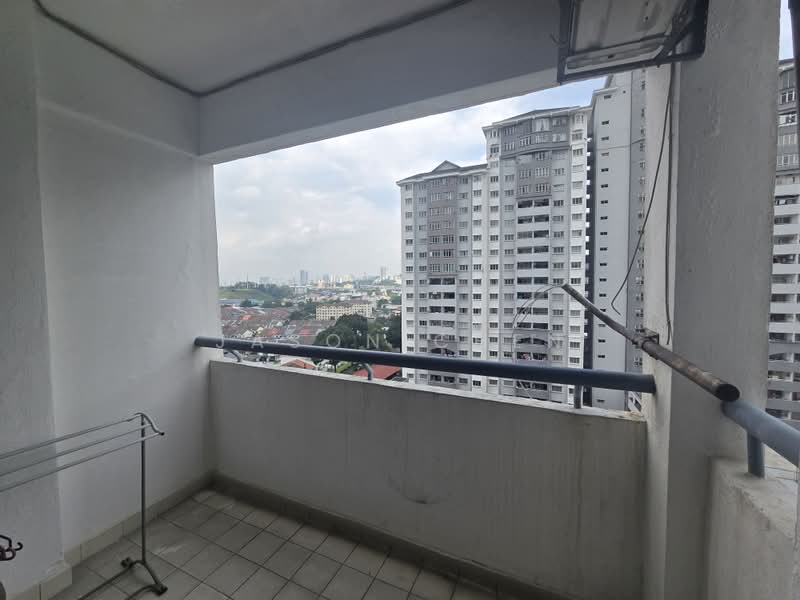 Apartment for Rent at Suria Kipark Damansara - Jason Chen - Balcony - PropertyGuru.com.my