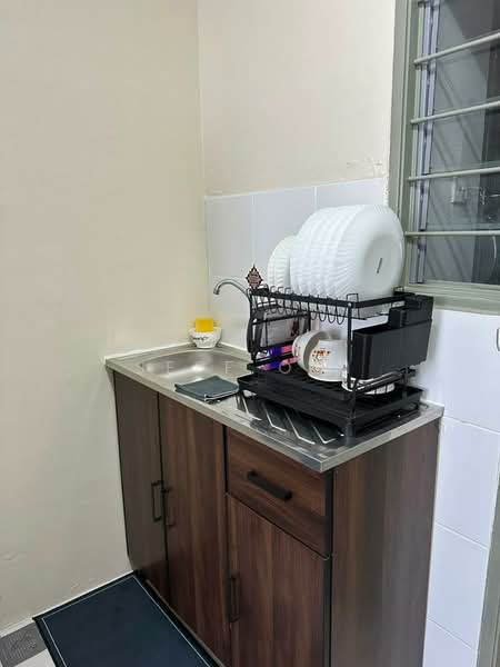 Apartment for Sale at The Rise Collection 1 - Jeff Ooi - Kitchen - PropertyGuru.com.my