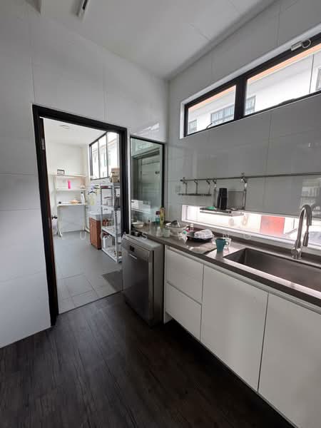 Rumah Teres 2 Tingkat untuk Dijual di Taman Seri Austin (Tebrau) - Lucas Wong - PropertyGuru.com.my