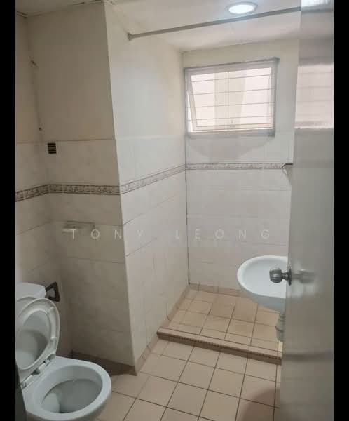 Apartment for Rent at Pangsapuri Saraka - Tony Leong - Bathroom - PropertyGuru.com.my